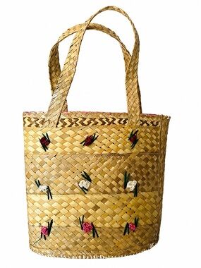 Handmade Straw Raffia Tote Bag Floral Embroidered 
Vacation bag Woven Purse